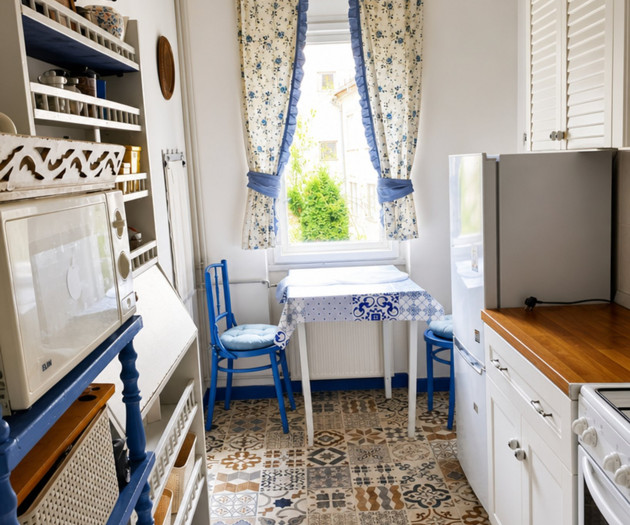Cozy kitchen with dining table