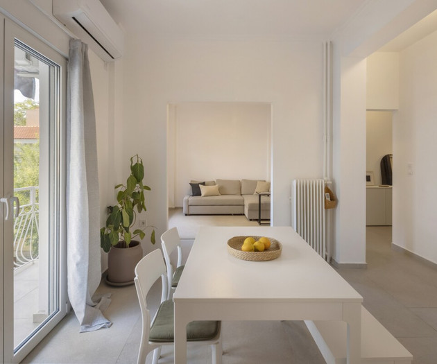 Beautifully curated 1br in Keramikos