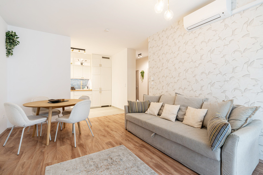 Stylish Apartment with Balcony, Garage & Cleaning preview