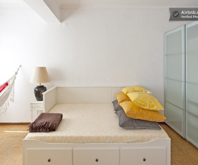 Quiet studio in Porto downtown with garage