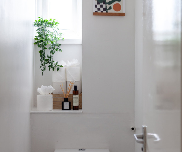Bright 3 Bed Garden House, Haggerston, Parking
