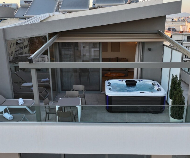The Riviera Loft & Private Jacuzzi by Unoblu®