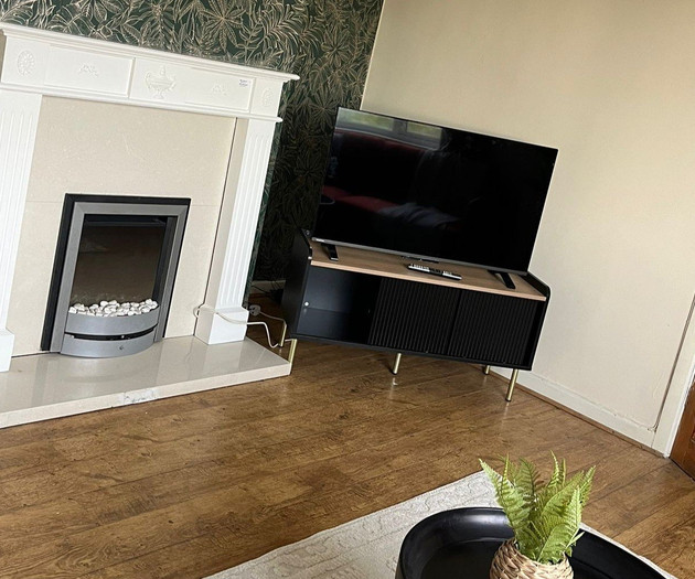 Newly Renovated 3BR House Perfect for Families