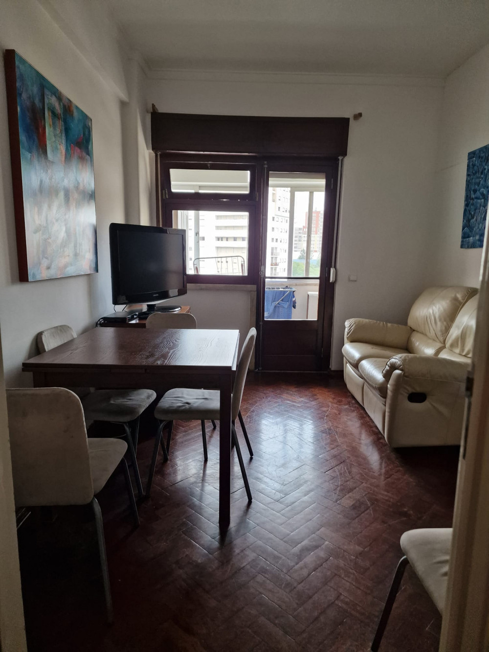 Room in 3 bedroom apartment preview