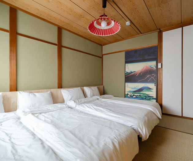50㎡ 2-Story House / Direct Train to Osaka Station