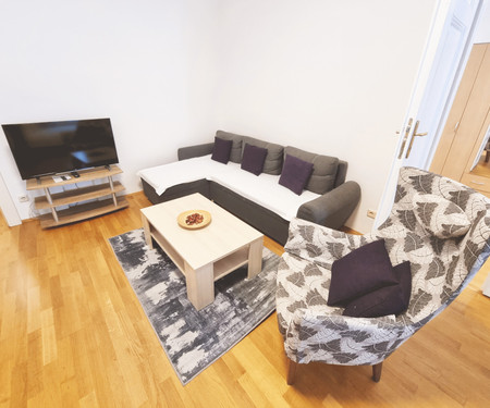 Design Two-Bedroom Apt. - GAL Apartments Vienna***