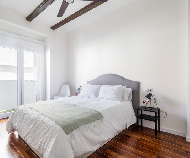 6 People: charming downtown apartment