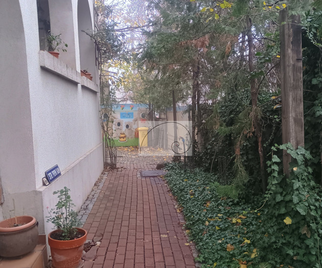 Elegant Duplex in Villa • Central Bucharest