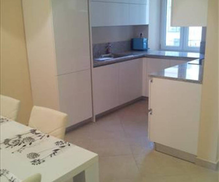 Sunny, modern 2 bedroom (97m2) apartment