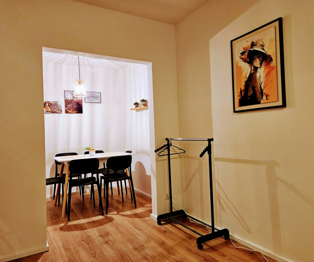 Family 2BR for 1-8 guests | Garden, Parking, Gym
