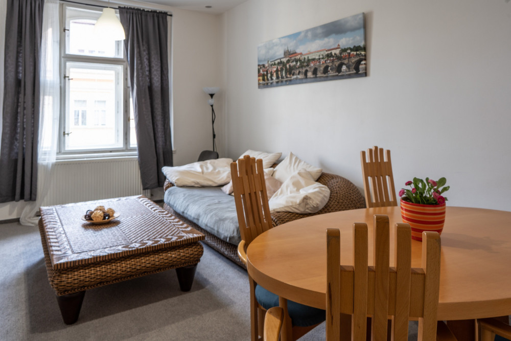 Apartment 4 - 2 separate bedrooms preview