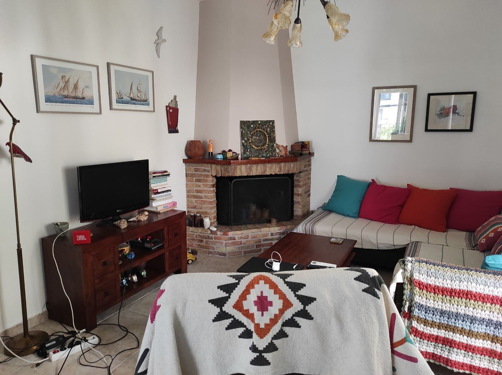 First-floor Home Near Train & Bus Stops preview