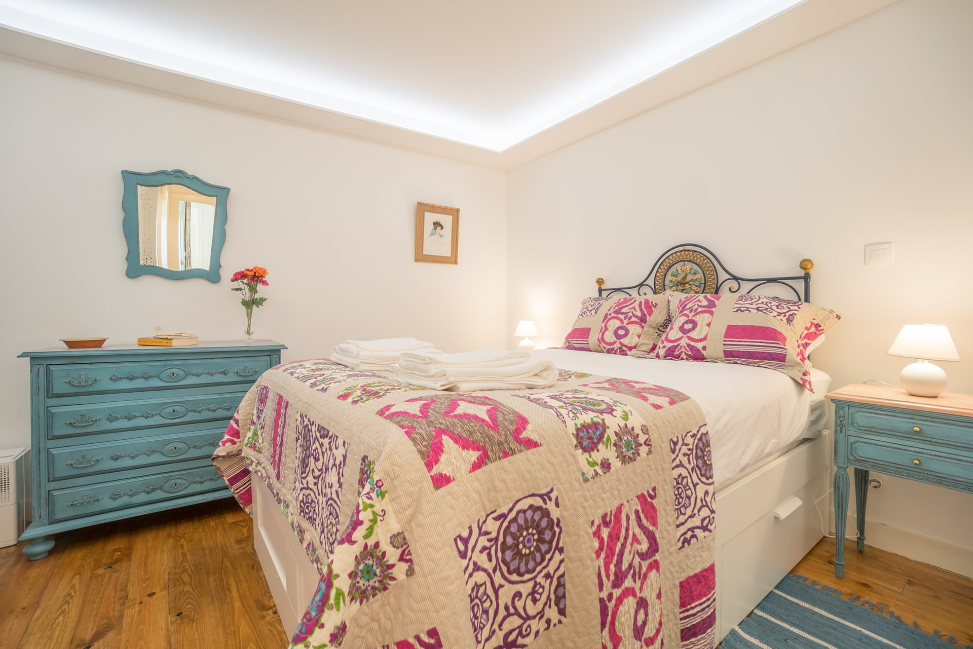 Bedroom with double bed