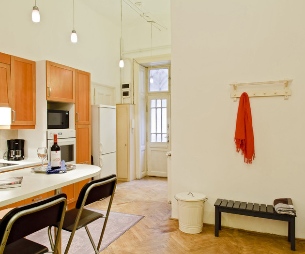 Wesselényi utca 41. room no4.