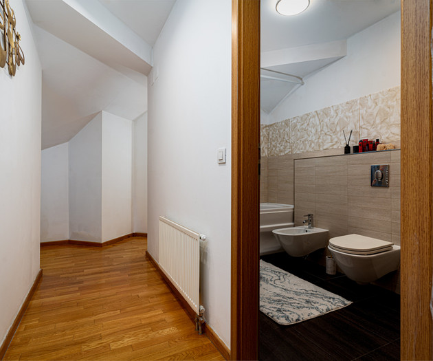 River Deluxe Suite