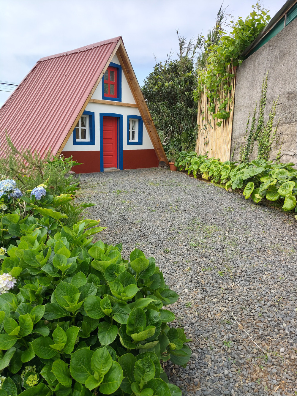 Saloia House preview