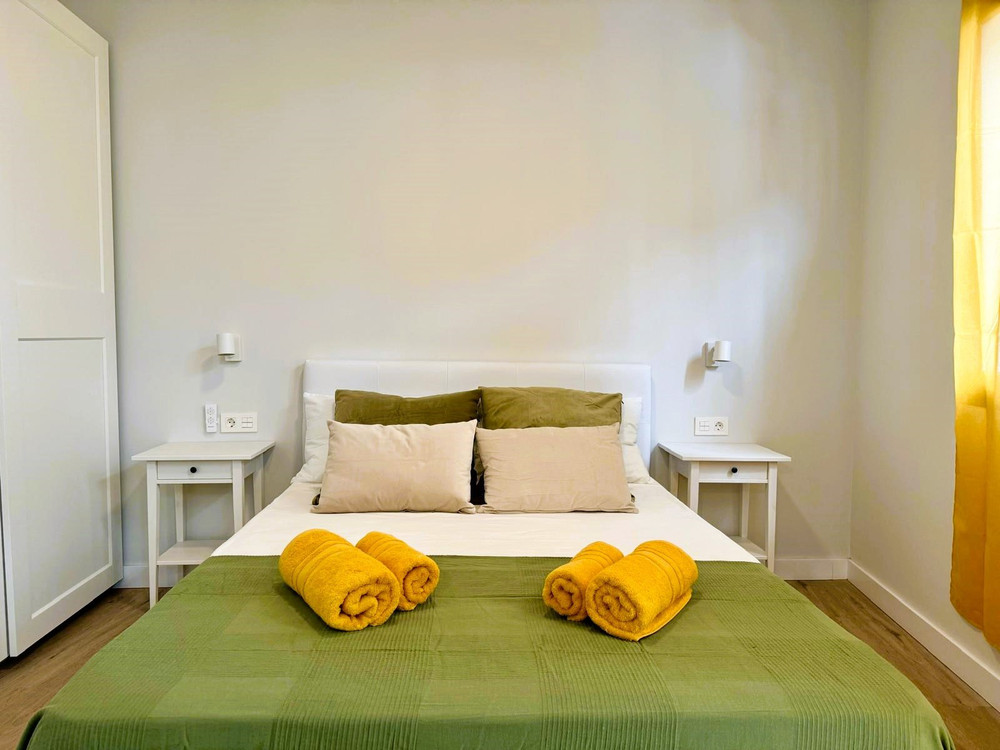 Central Oasis: Fast Wi-Fi, Pool & Rooftop preview