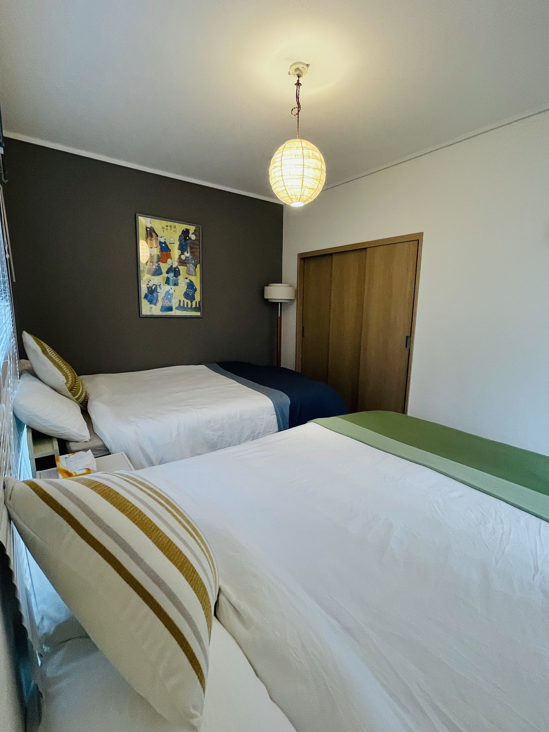 Twin bedroom with Japanese art