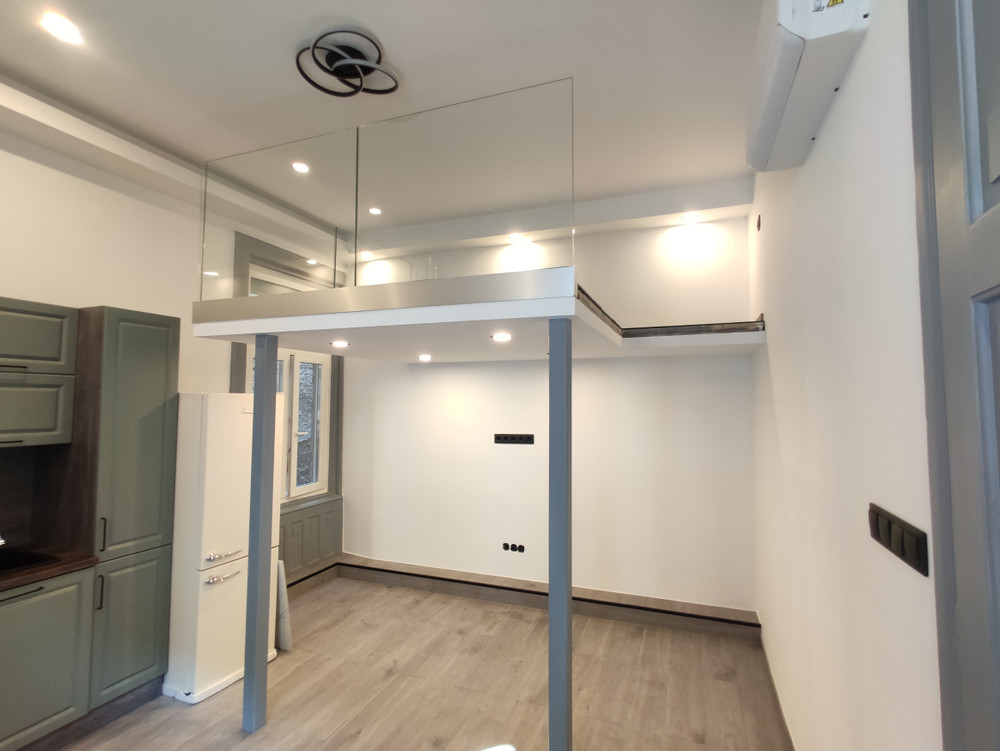 Chic Newly Renovated Apartments near Orczy ter: #2 preview