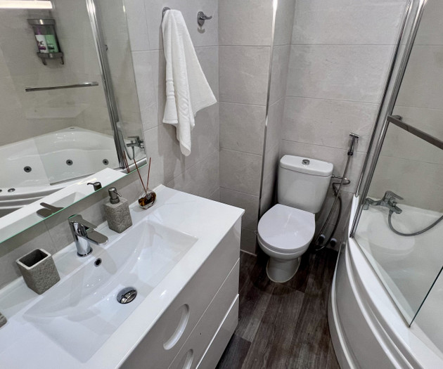 Peachy Stays 3-Bedroom Brand New Central Flat