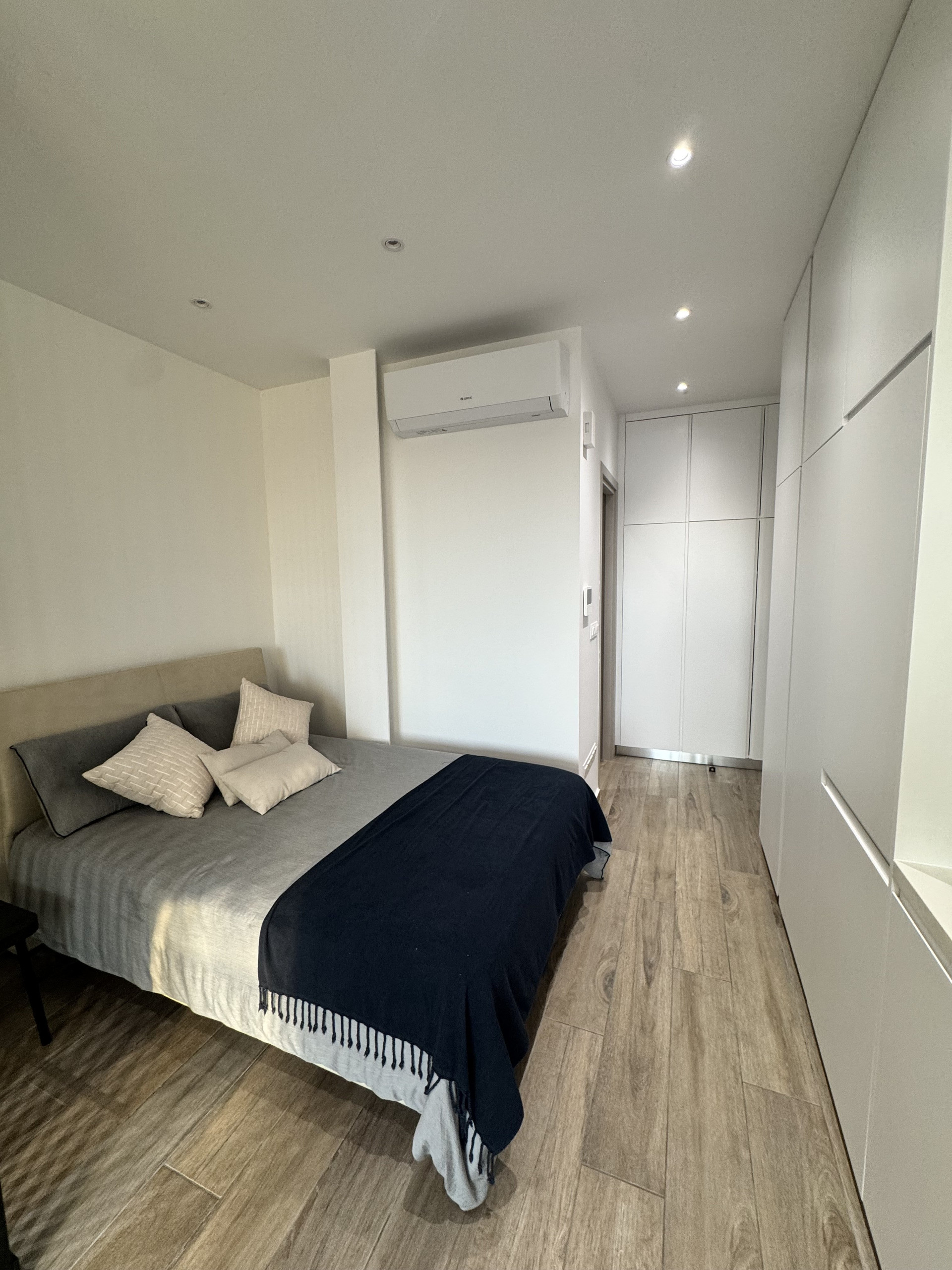 Bedroom nook with air conditioning