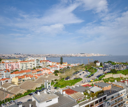 T2 apartment with panoramic view of  the Tejo