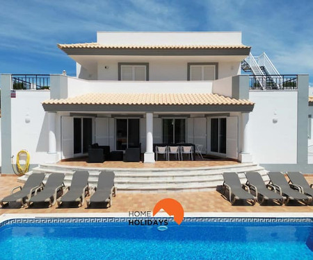 #102 Villa Private Pool and Garden - Houses for Rent in Albufeira, Faro,