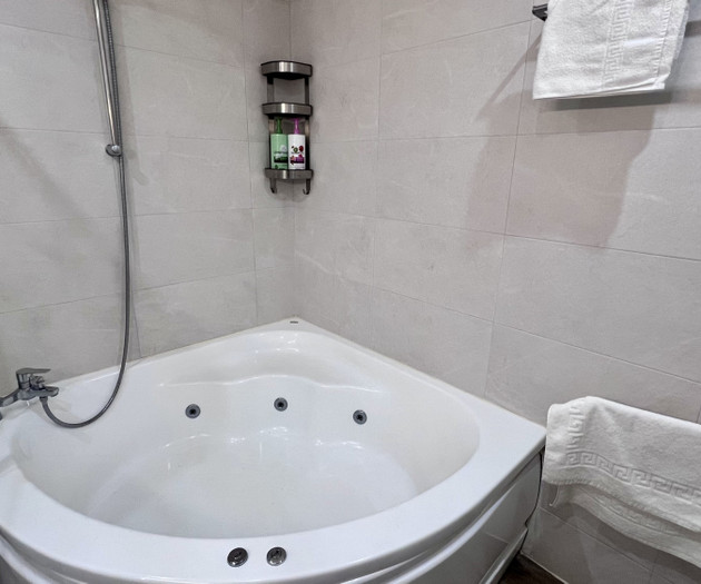 Peachy Stays 3-Bedroom Brand New Central Flat
