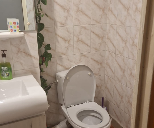 Large Group Accommodation Bucharest, 4 apt,20slips
