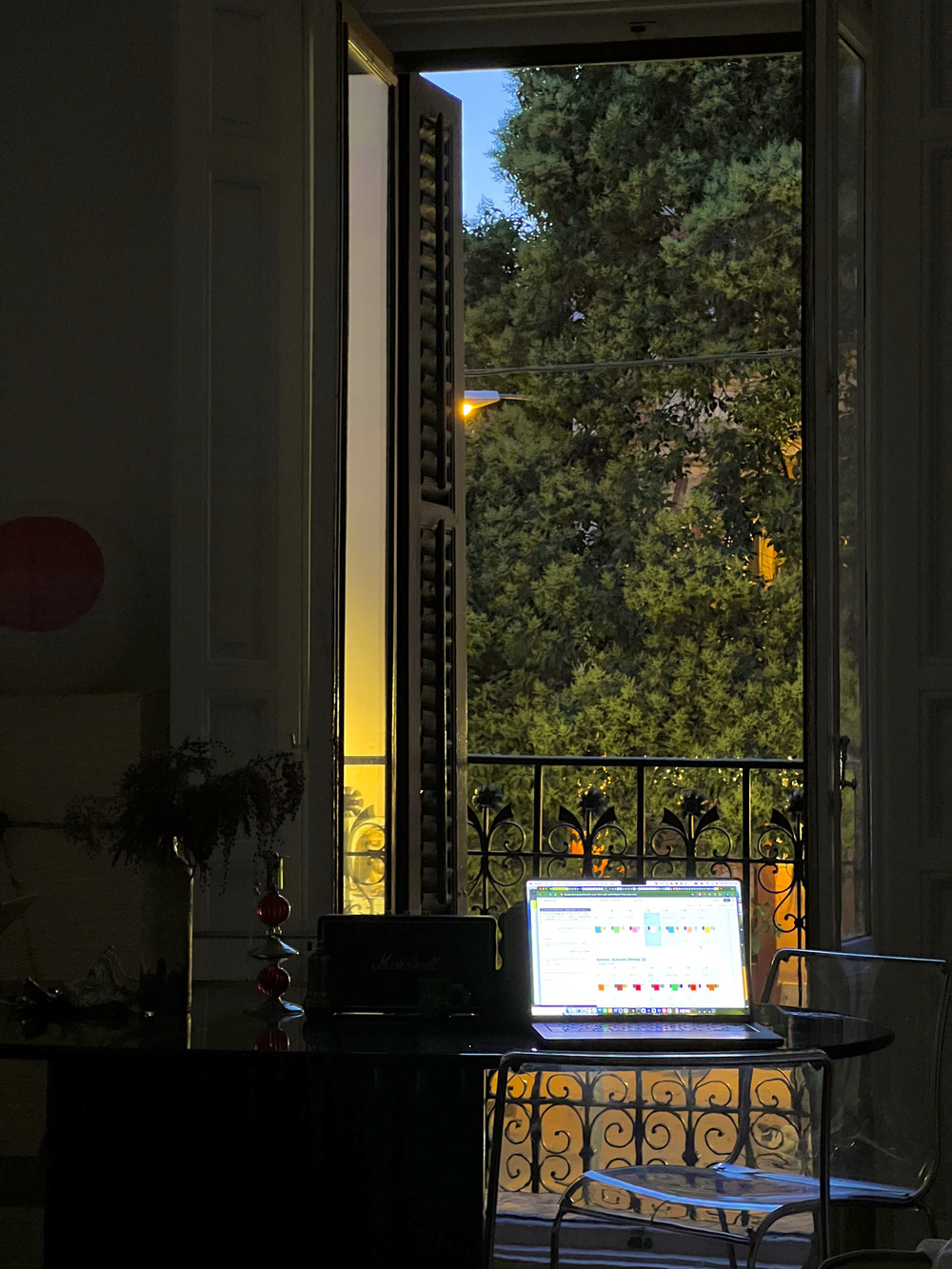 Bright 98 sqm apartment with six balconies preview
