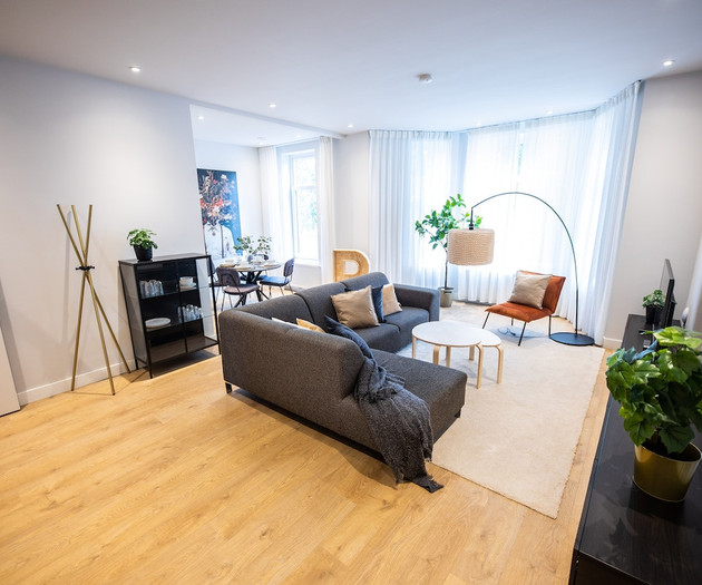 Sleek City Center 2BDR Apartment VP