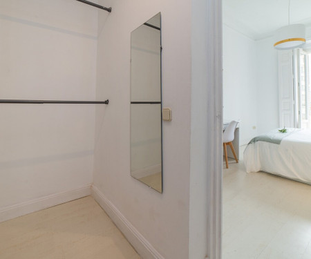 Coliving in Calle Santa Teresa MAD-STR-H7