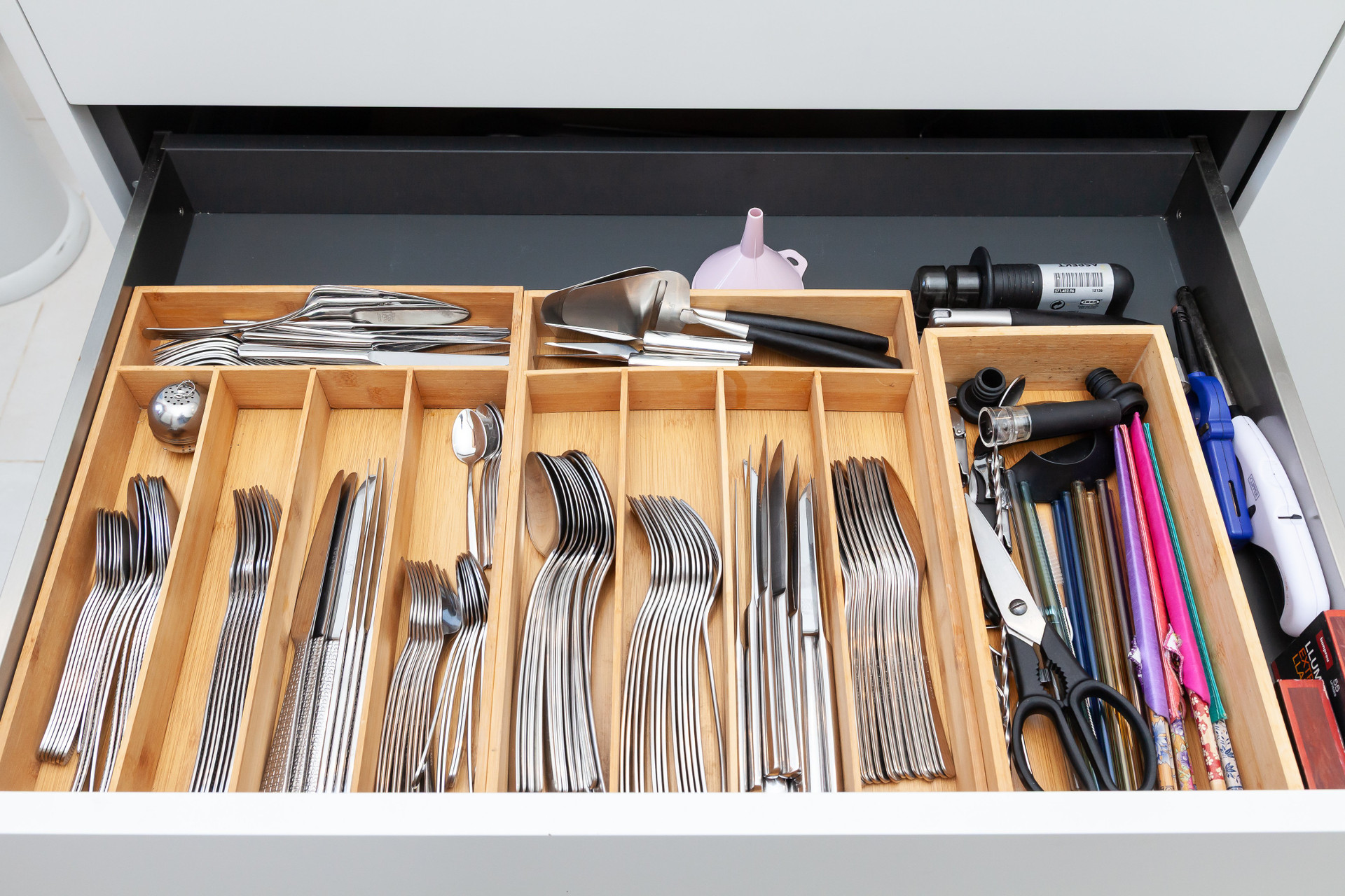 Organized cutlery drawer