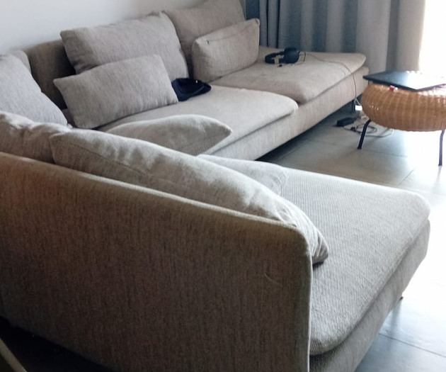 Full apartment conveniently located, 3+ months