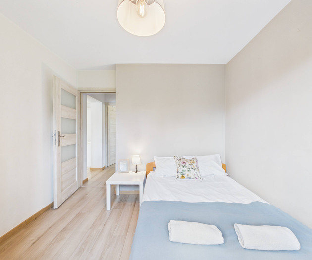 Spacious Apartment Bruna near Pole Mokotowskie