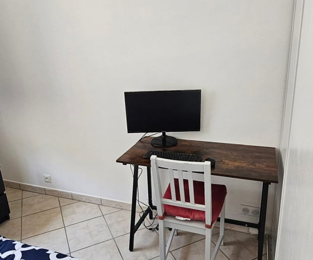 Your comfy stay in Juan-les-Pins – beach & parking