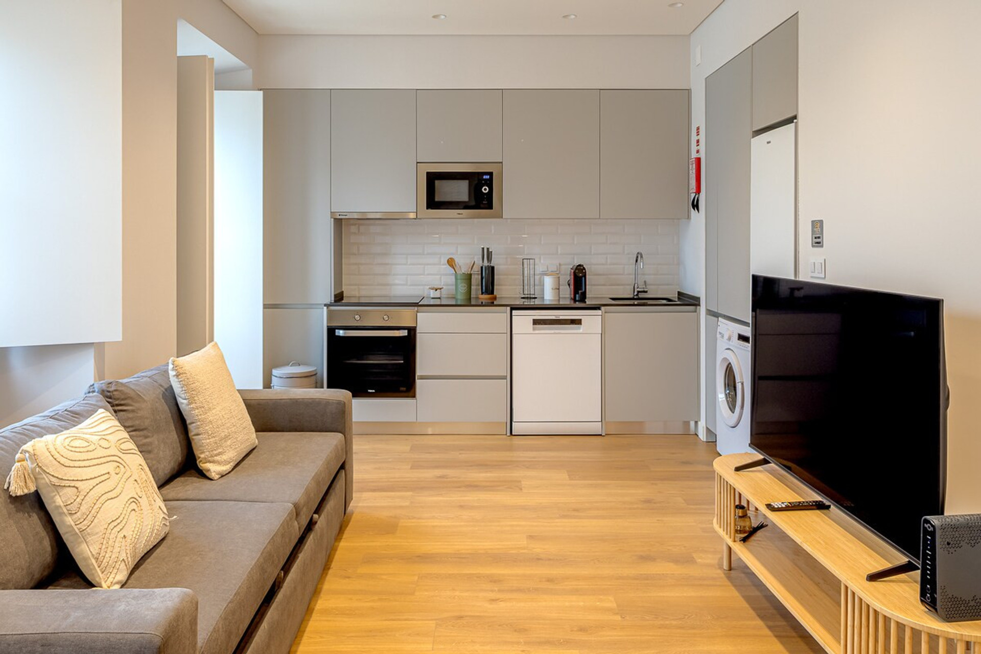 Living room image 3