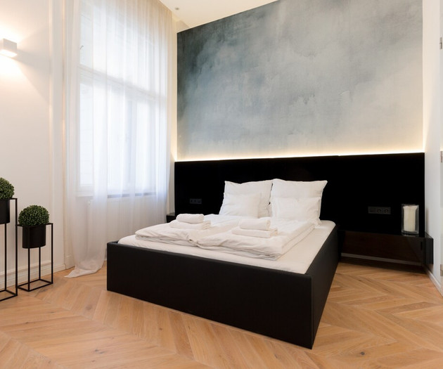 Designer Dream Home @ The Opera w/ Sauna & Balcony