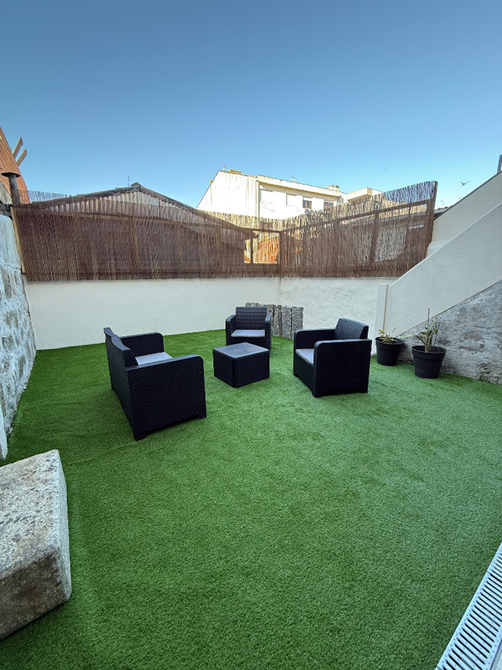 Ensuite bedroom near Porto centre with garden preview