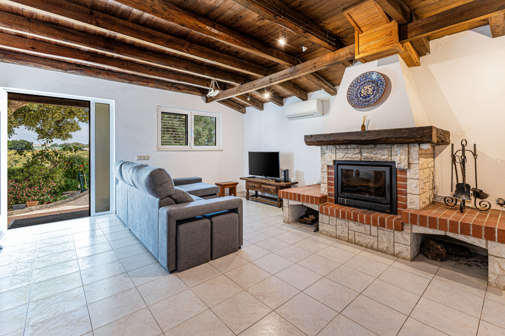 Silves Retreat | Private Pool | Pet Friendly preview