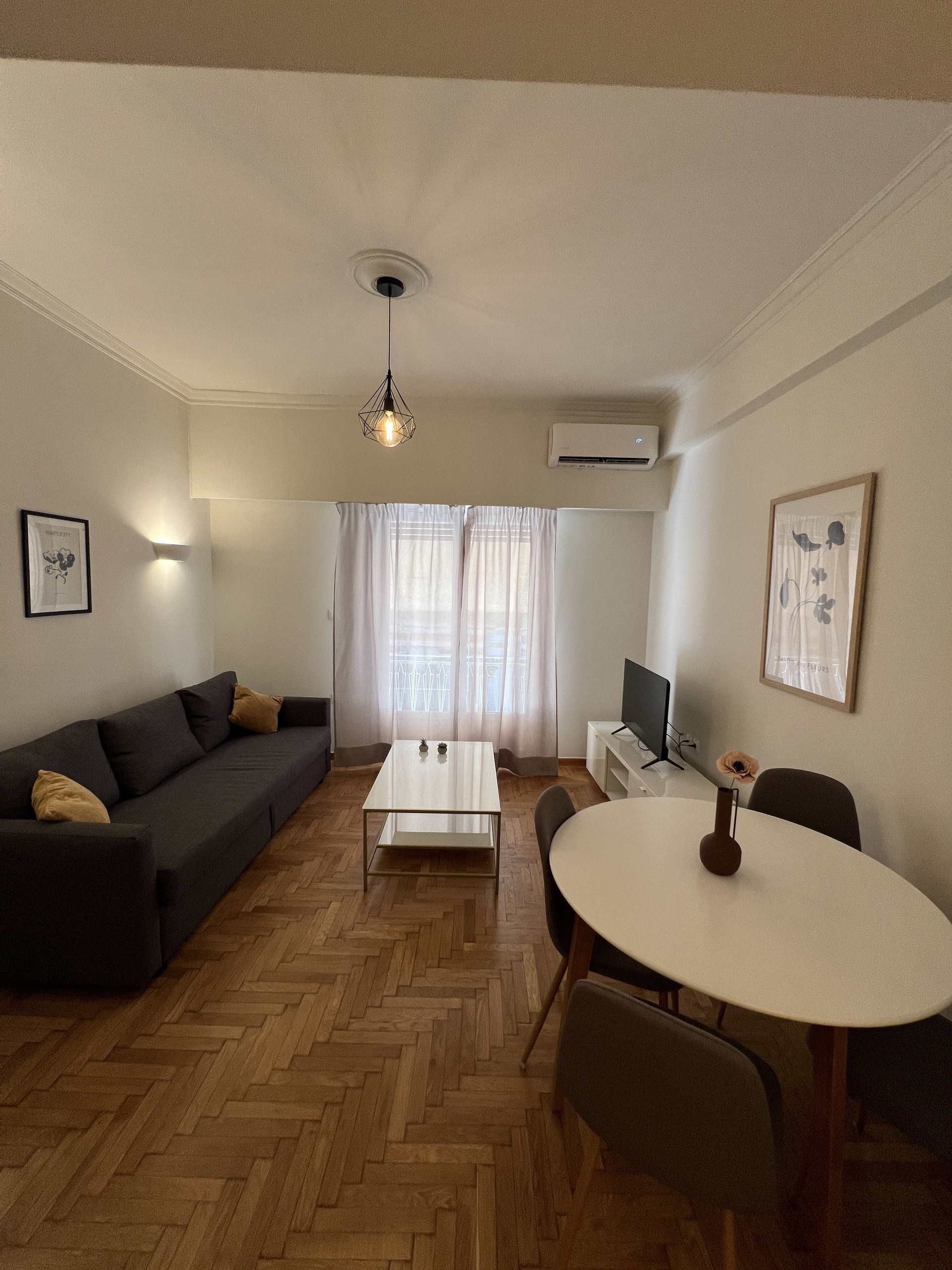 Living room with dining table