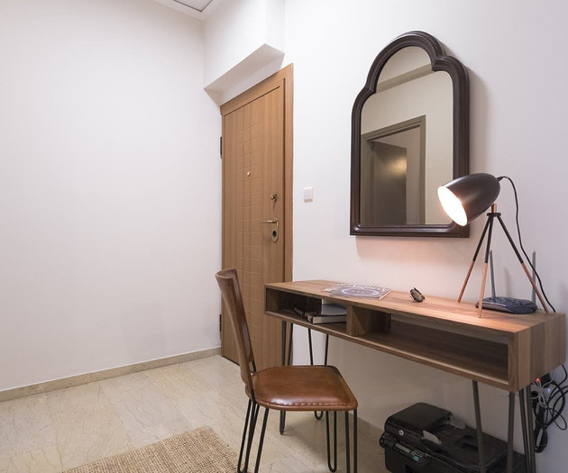 Modern Stone Suite: 1Gbps Fiber & Space for 6