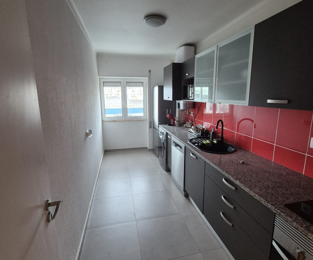 Big apartment 3 minutes from the beach with view