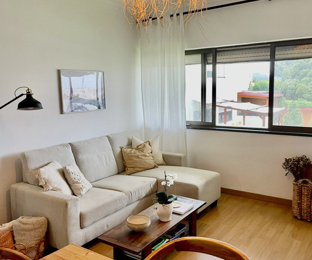 Cozy apartment close to mountain and beach!