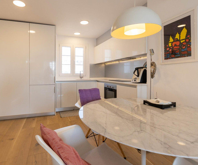 Sea, apartment with sea views, in first line of th