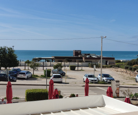 Apartment with sea view