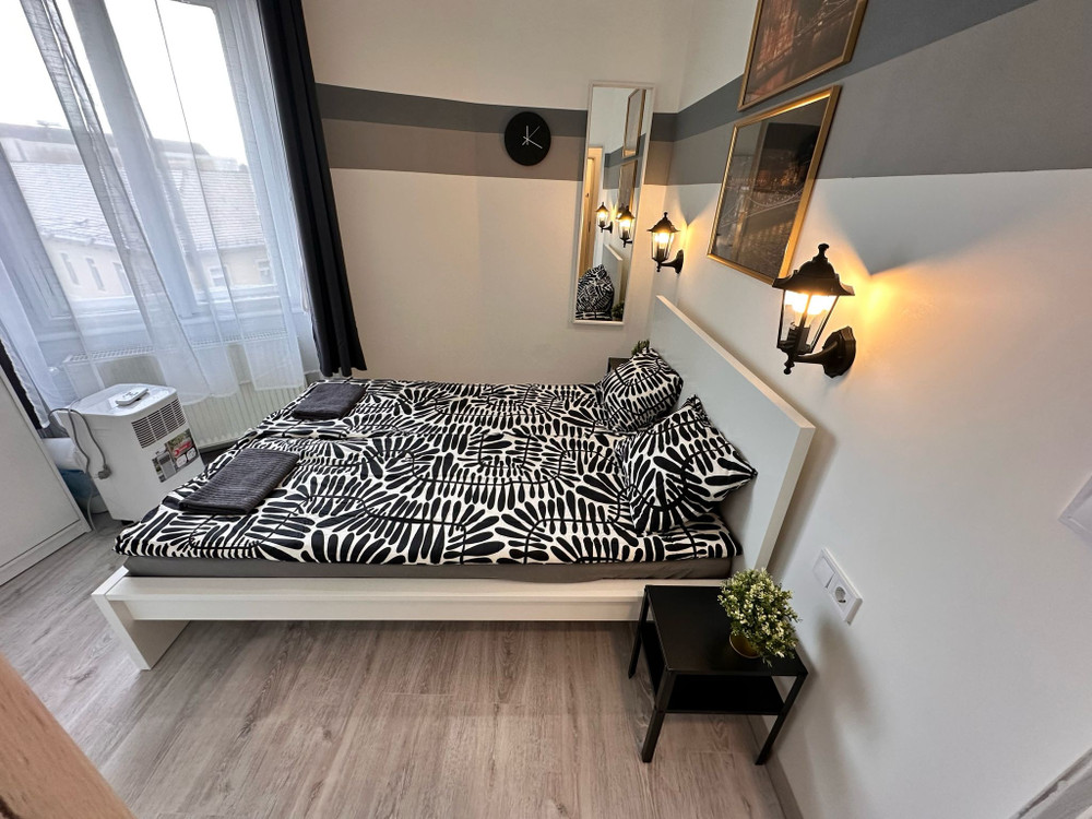 Downtown Sunrise (3 rooms, 2 WC,Shower,Kitchen) preview