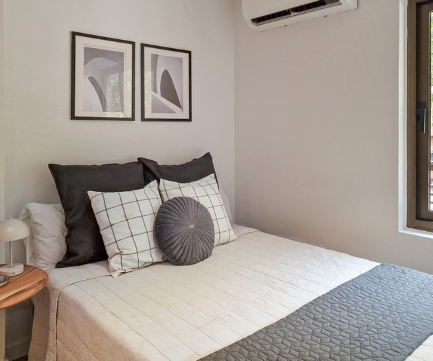 Sunlit three bedroom apartment with balcony
