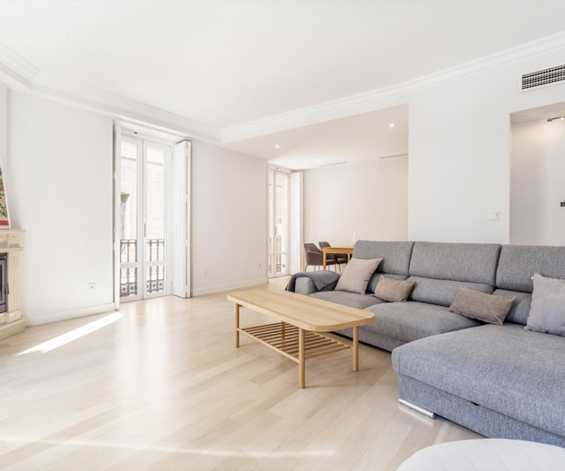CENTRAL, DESIGN 2-BR + 1-Office APT IN TRINITARIS 