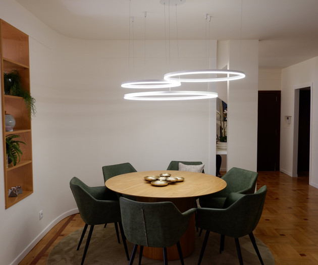 Dining table with pendant light